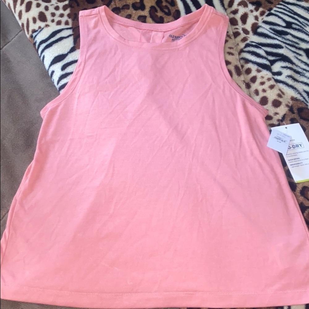 Old navy active wrap‎ back tee